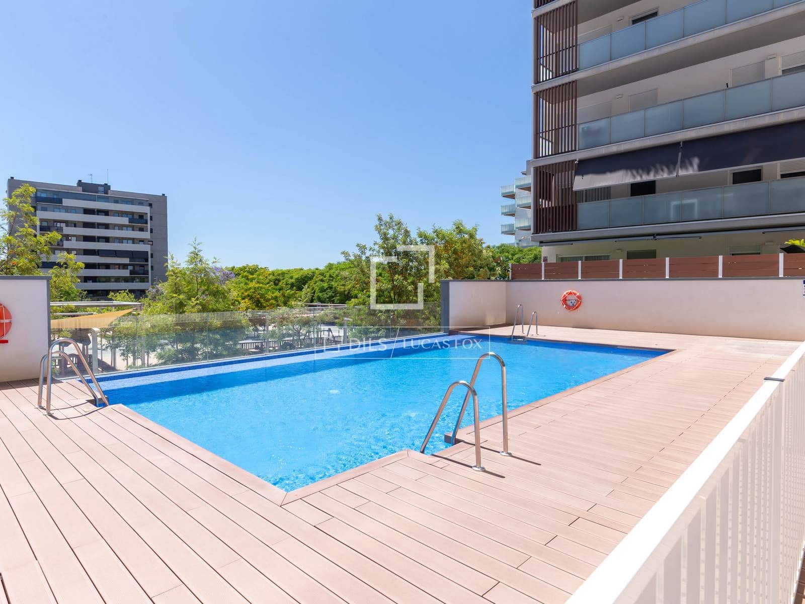 Apartamento de 3 habitaciones en Sant Joan Despí en alquiler con piscina garaje - 1.900 € (Ref: 9879678)