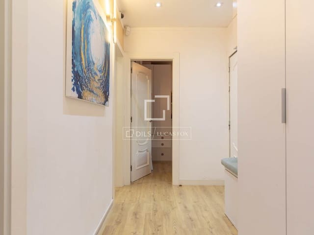Apartamento de 3 habitaciones en Sant Joan Despí en alquiler - 1.900 € (Ref: 9879678)