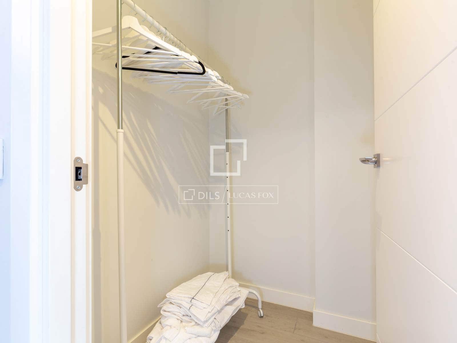 Apartamento de 3 habitaciones en Sant Joan Despí en alquiler con piscina garaje - 1.900 € (Ref: 9879678)