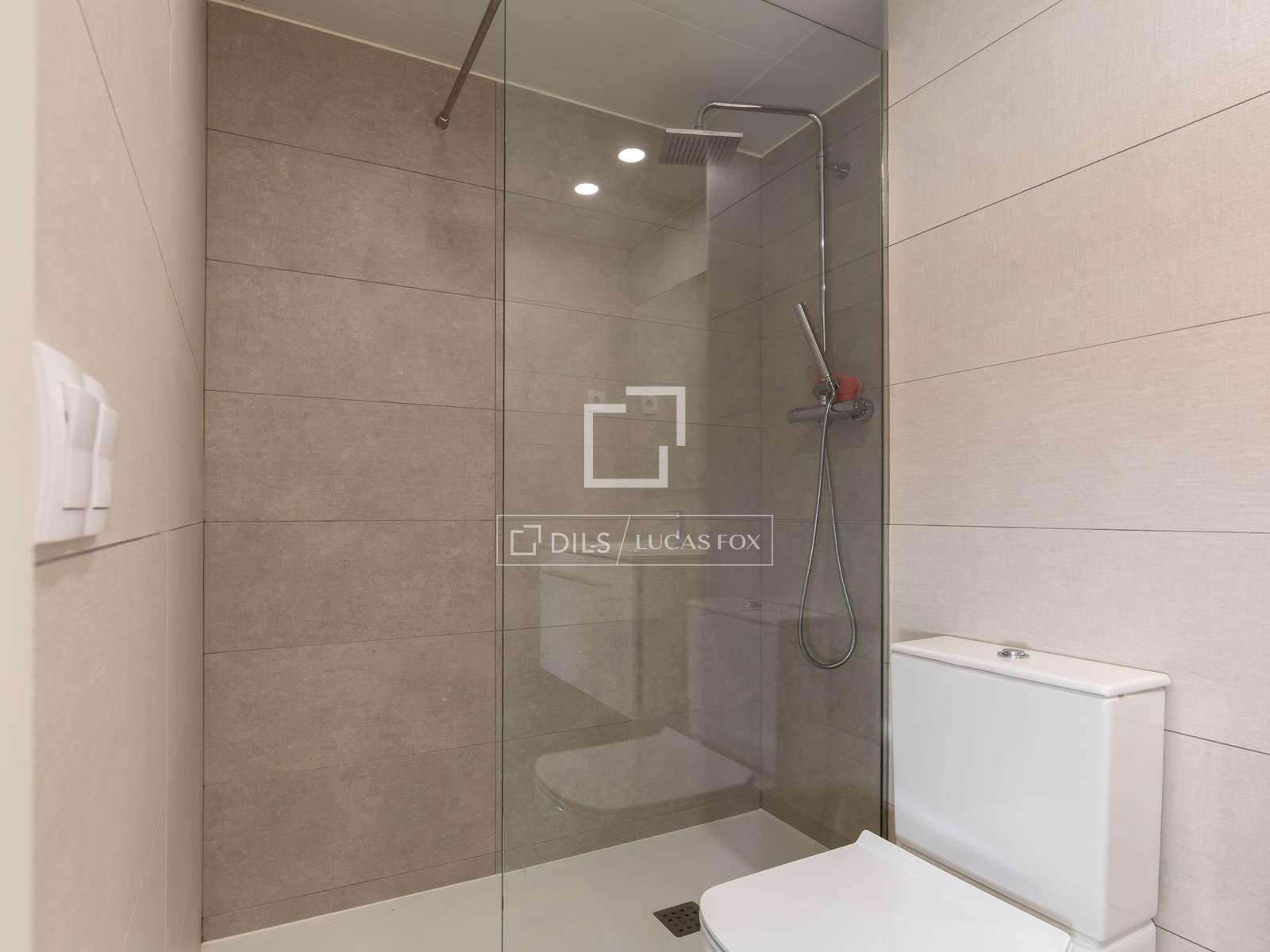 Apartamento de 3 habitaciones en Sant Joan Despí en alquiler con piscina garaje - 1.900 € (Ref: 9879678)