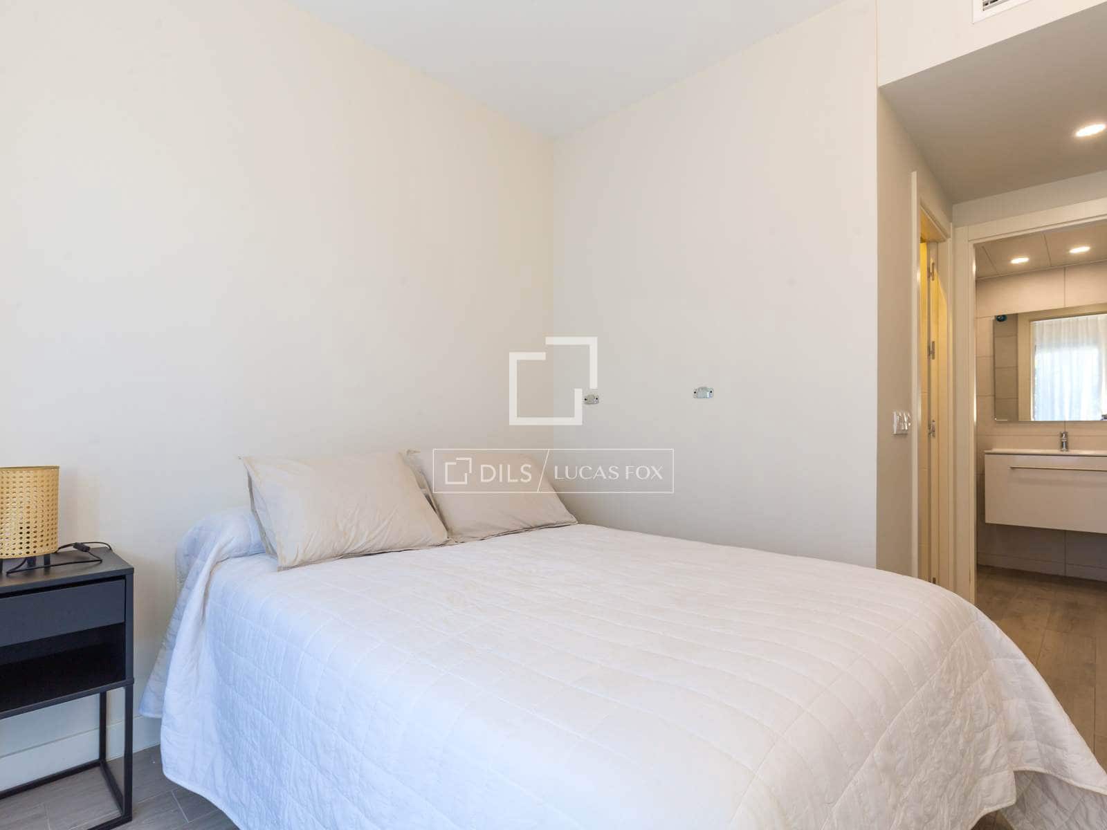 Apartamento de 3 habitaciones en Sant Joan Despí en alquiler con piscina garaje - 1.900 € (Ref: 9879678)