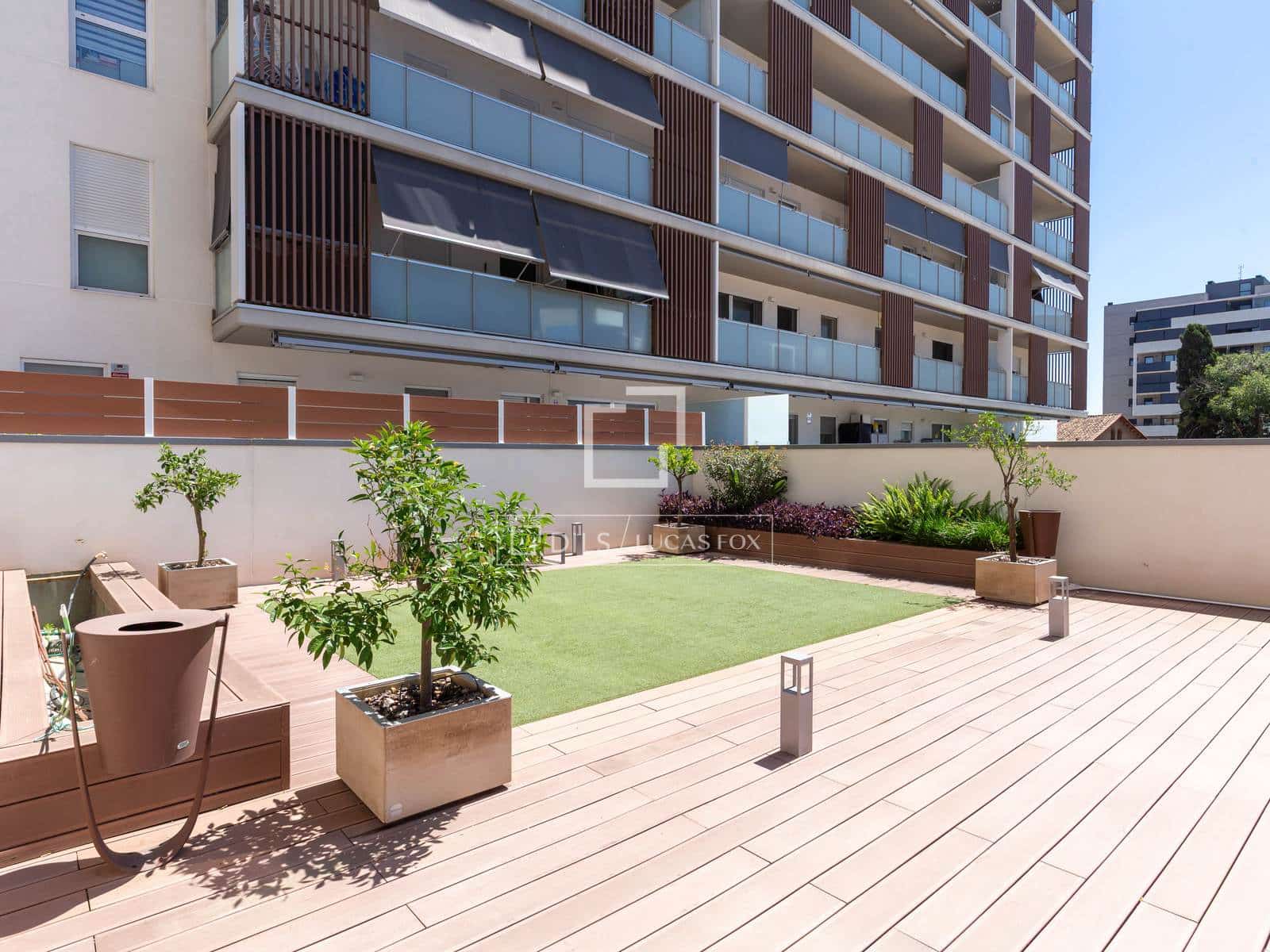 Apartamento de 3 habitaciones en Sant Joan Despí en alquiler con piscina garaje - 1.900 € (Ref: 9879678)