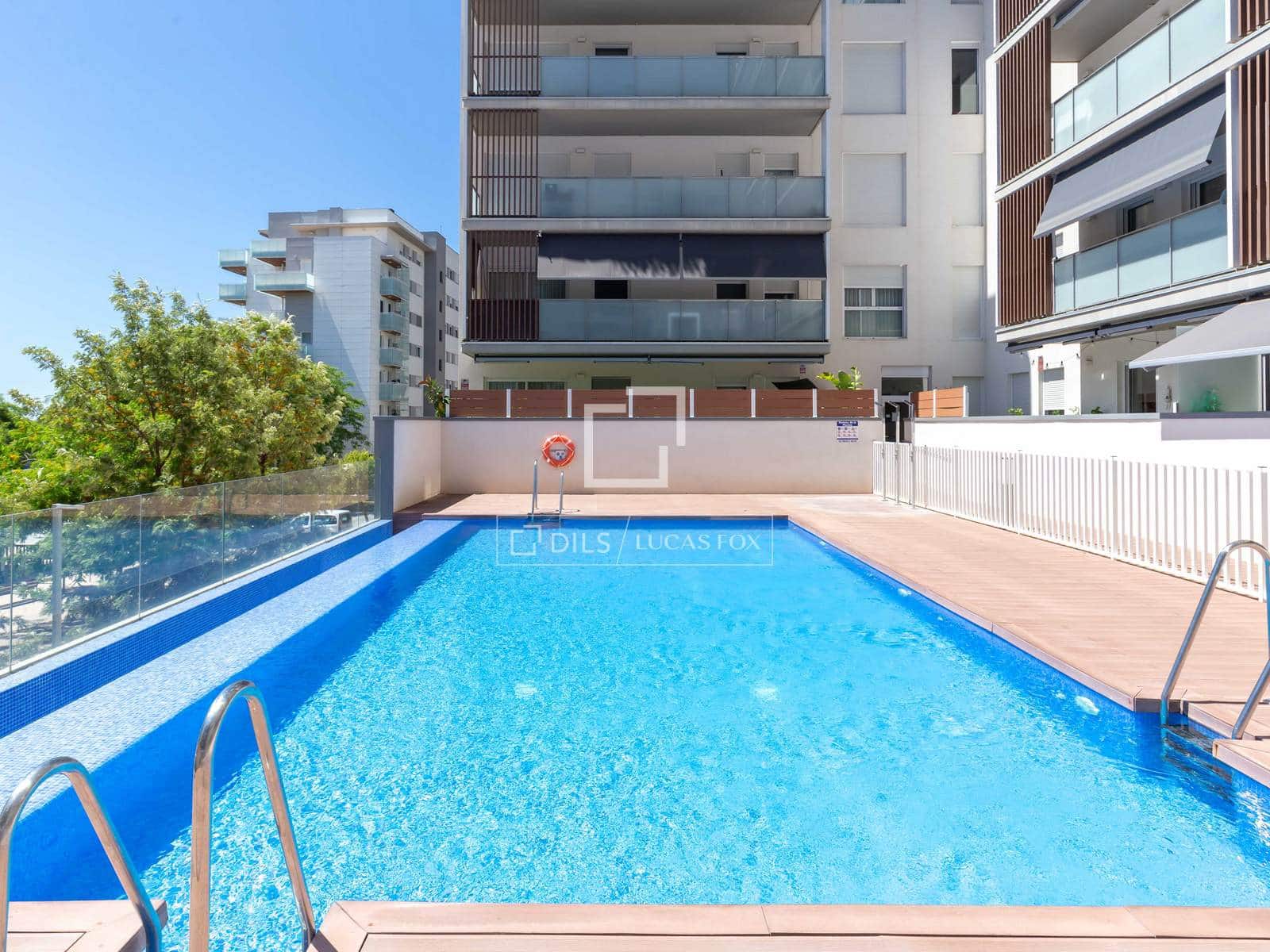 Apartamento de 3 habitaciones en Sant Joan Despí en alquiler con piscina garaje - 1.900 € (Ref: 9879678)