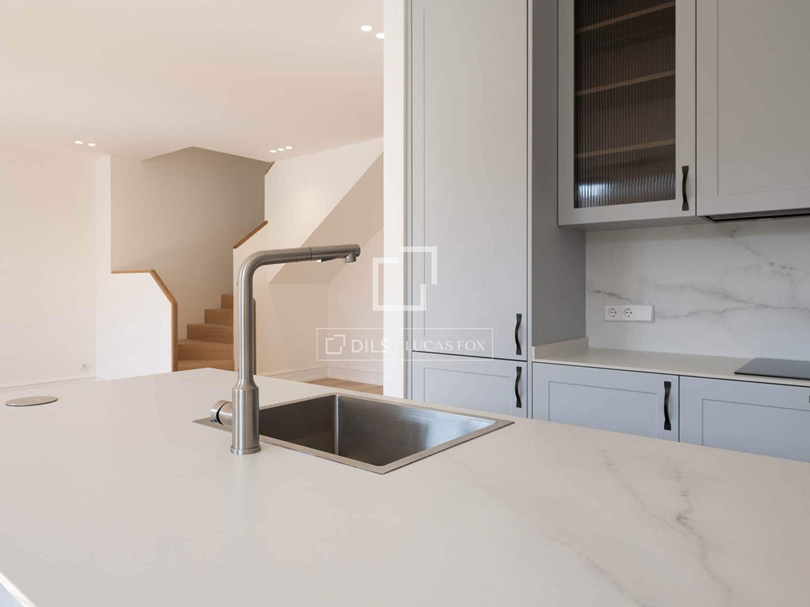 3 slaapkamer Appartement te koop in Vigo - € 1.190.000 (Ref: 9879681)