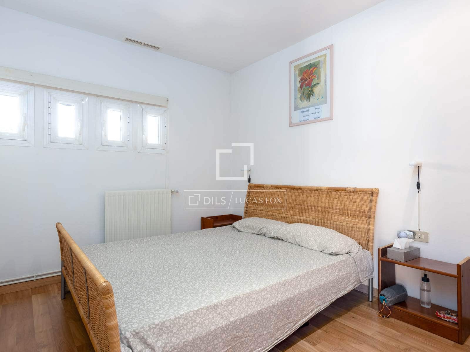 4 soveværelse Villa til salg i Cabrils med garage - € 980.000 (Ref: 9879854)