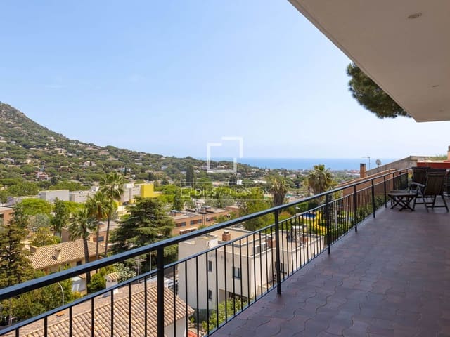 4 soveværelse Villa til salg i Cabrils med garage - € 980.000 (Ref: 9879854)