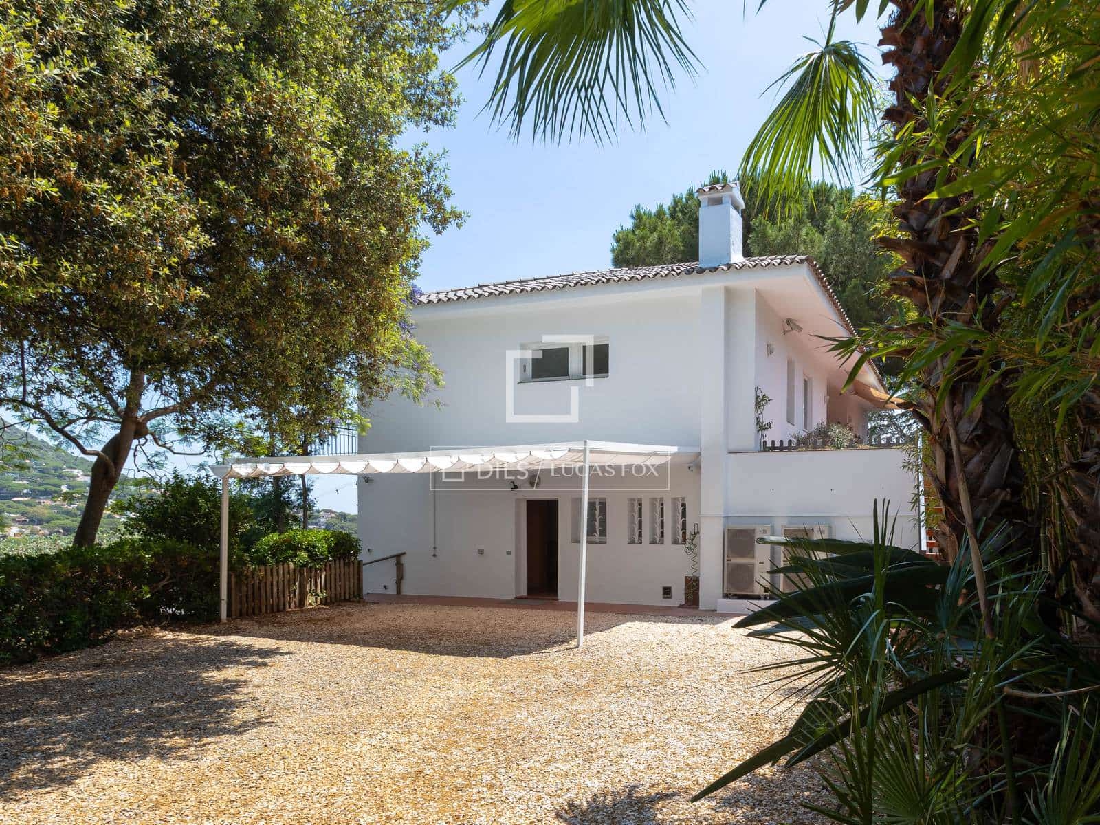 4 soveværelse Villa til salg i Cabrils med garage - € 980.000 (Ref: 9879854)