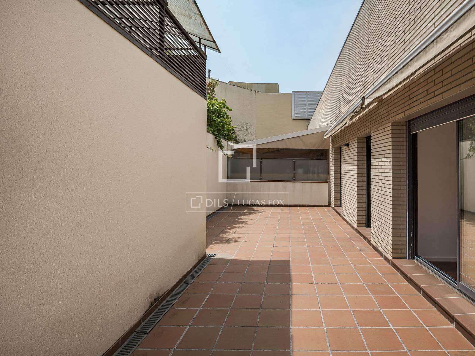 3 chambre Appartement à vendre à Sant Cugat del Valles avec garage - 680 000 € (Ref: 9879855)
