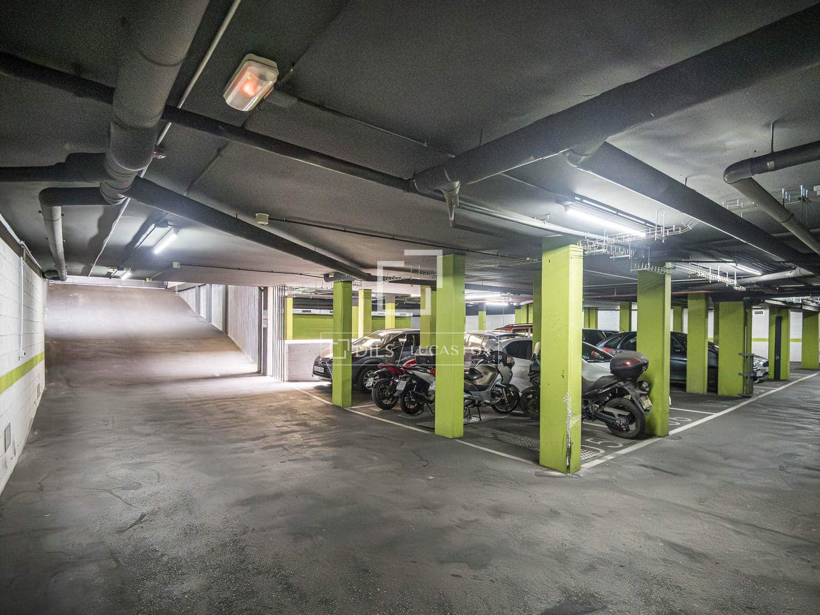 3 chambre Appartement à vendre à Sant Cugat del Valles avec garage - 680 000 € (Ref: 9879855)