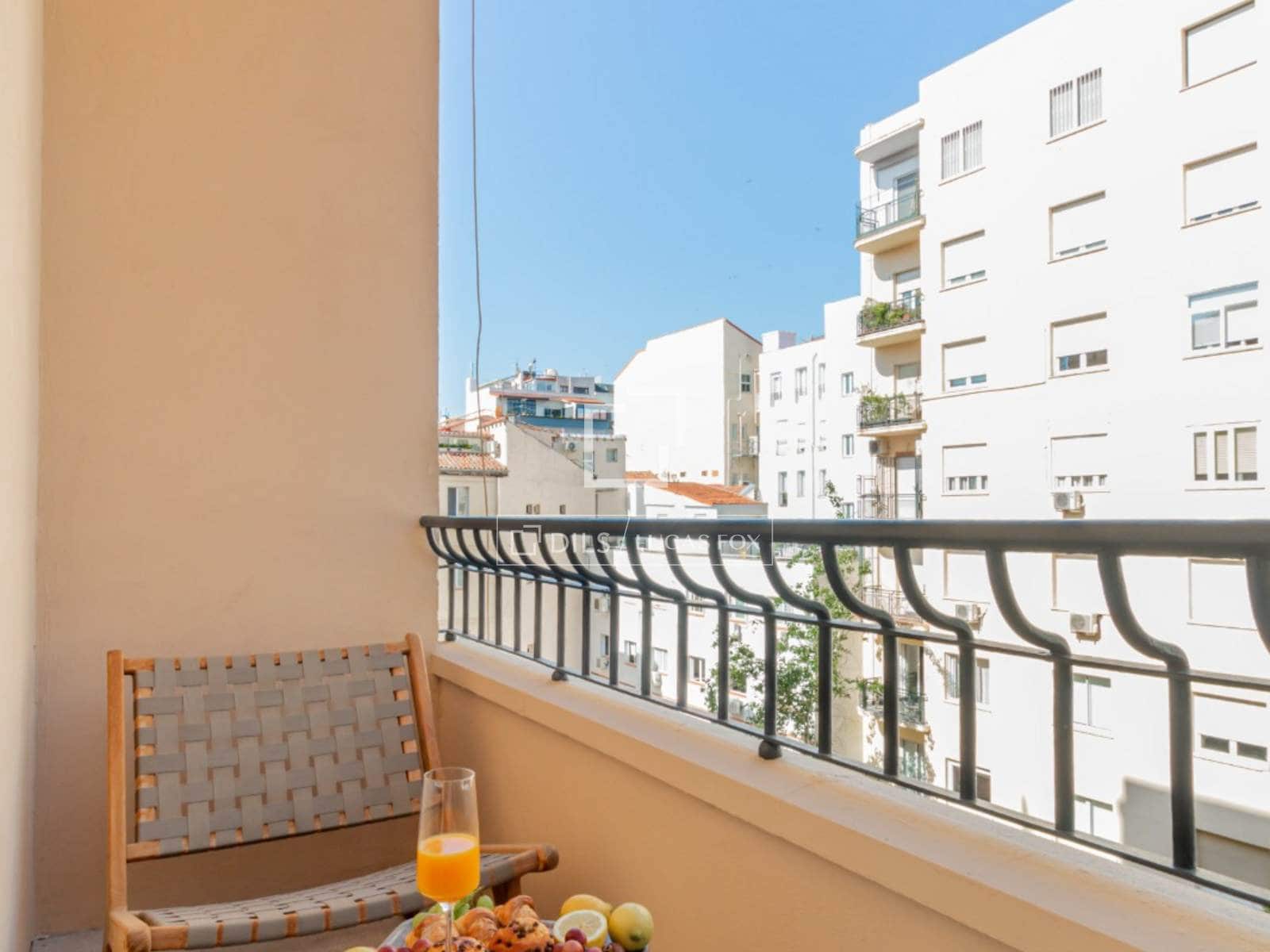 2 soveværelse Lejlighed til leje i Madrid by - € 5.700 (Ref: 9879856)