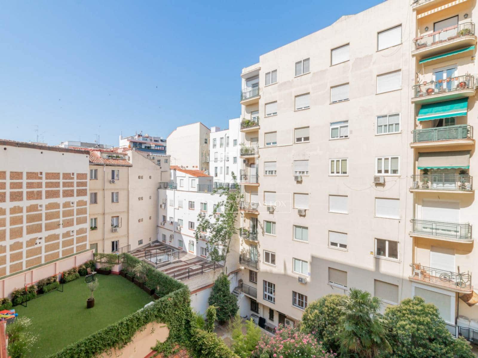 2 soveværelse Lejlighed til leje i Madrid by - € 5.700 (Ref: 9879856)