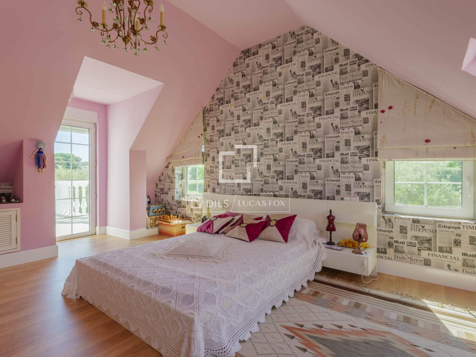 Chalet de 6 habitaciones en Pozuelo de Alarcón en venta con piscina garaje - 2.421.000 € (Ref: 9879857)