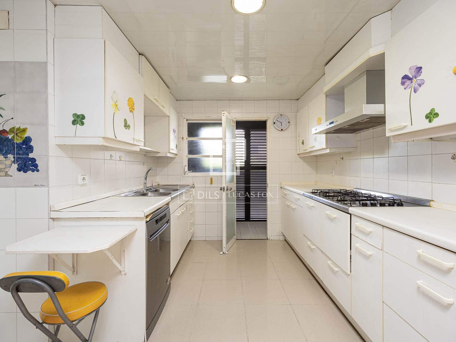 4 camera da letto Appartamento da affittare in Barcelona citta con garage - 5.000 € (Rif: 9879994)