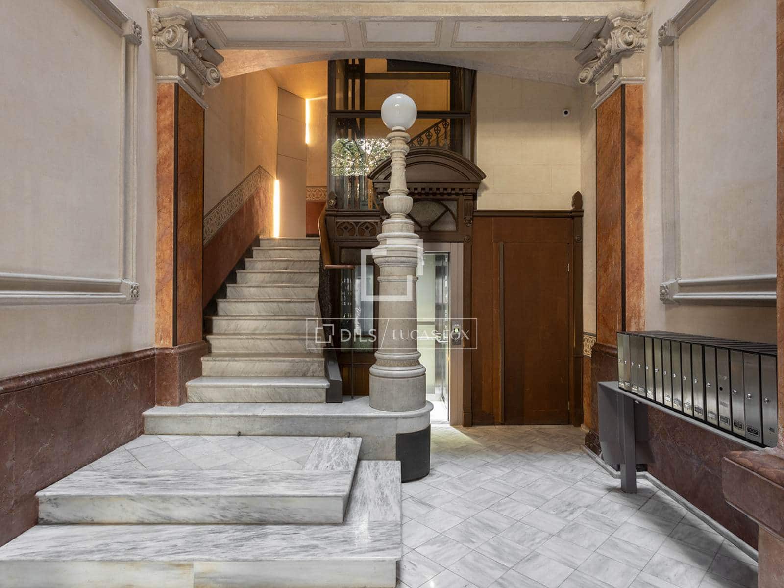 3 Zimmer Apartment zu verkaufen in Barcelona Stadt - 1.100.000 € (Ref: 9879995)