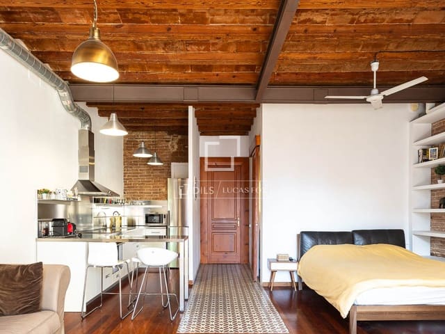 Lejlighed til leje i Barcelona by - € 1.800 (Ref: 9879998)