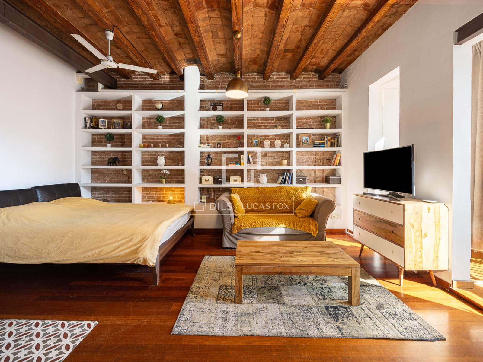 Lägenhet att hyra i Barcelona stad - 1 800 € (Ref: 9879998)