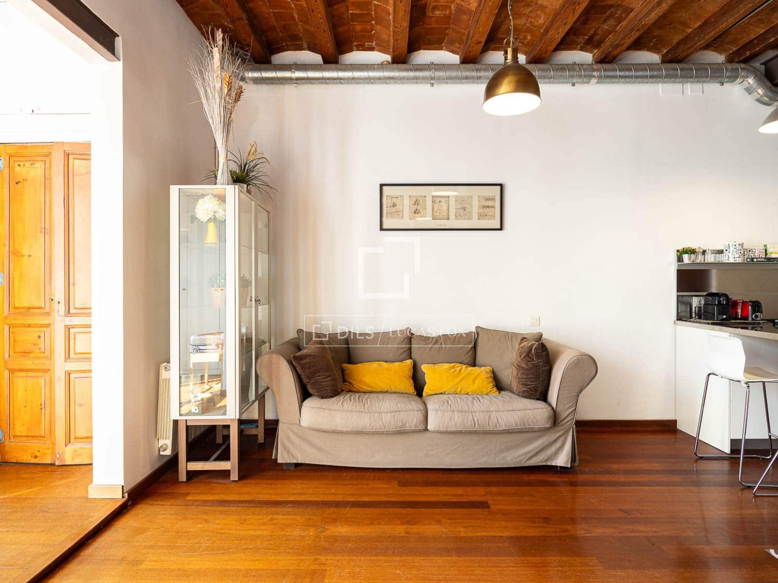 Lägenhet att hyra i Barcelona stad - 1 800 € (Ref: 9879998)