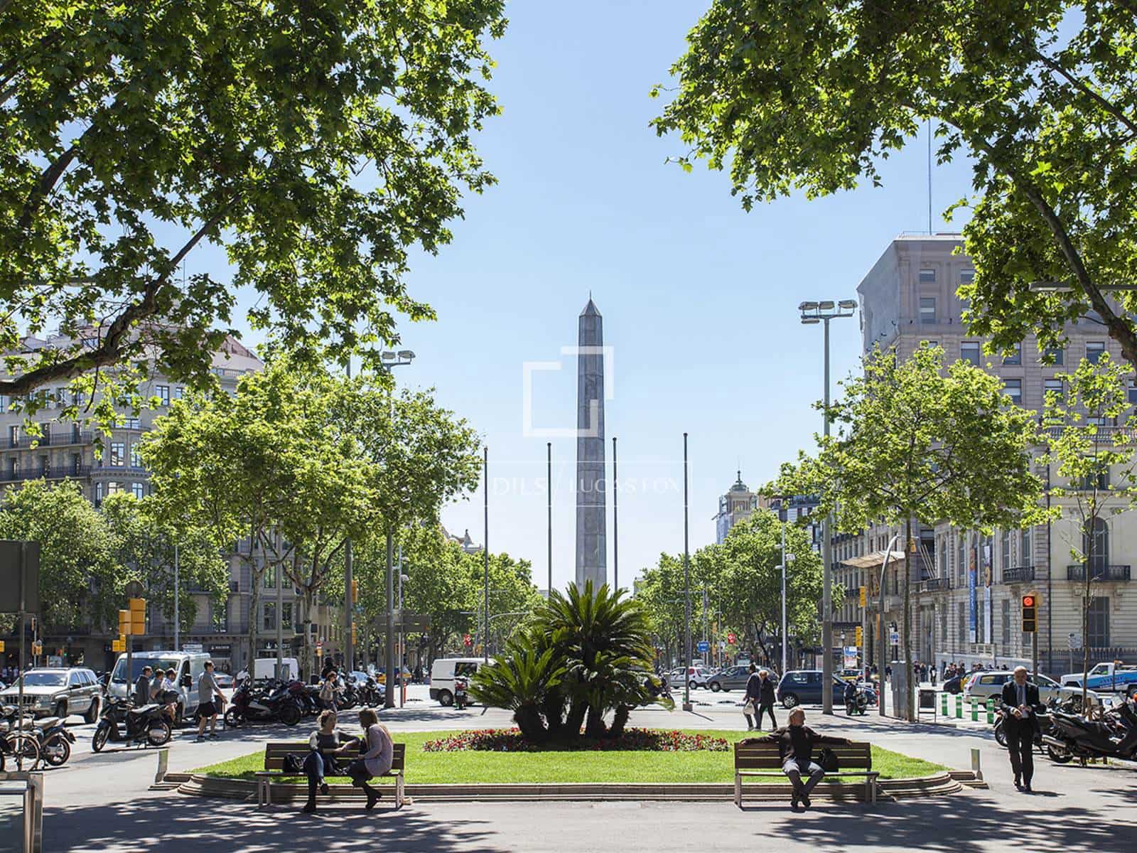 Lägenhet att hyra i Barcelona stad - 1 800 € (Ref: 9879998)