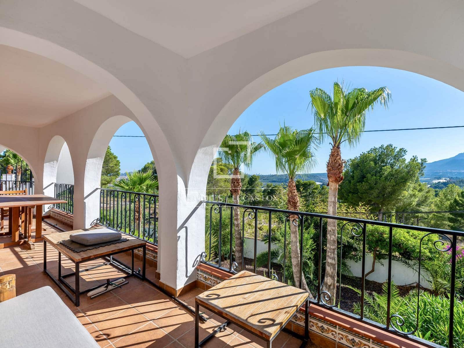 5 quarto Moradia para venda em Altea la Vella com piscina garagem - 1 800 000 € (Ref: 9880290)