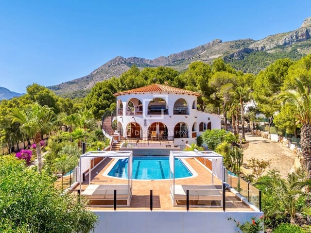 5 quarto Moradia para venda em Altea la Vella, Altea com piscina garagem - 1 800 000 € (Ref: 9880290)