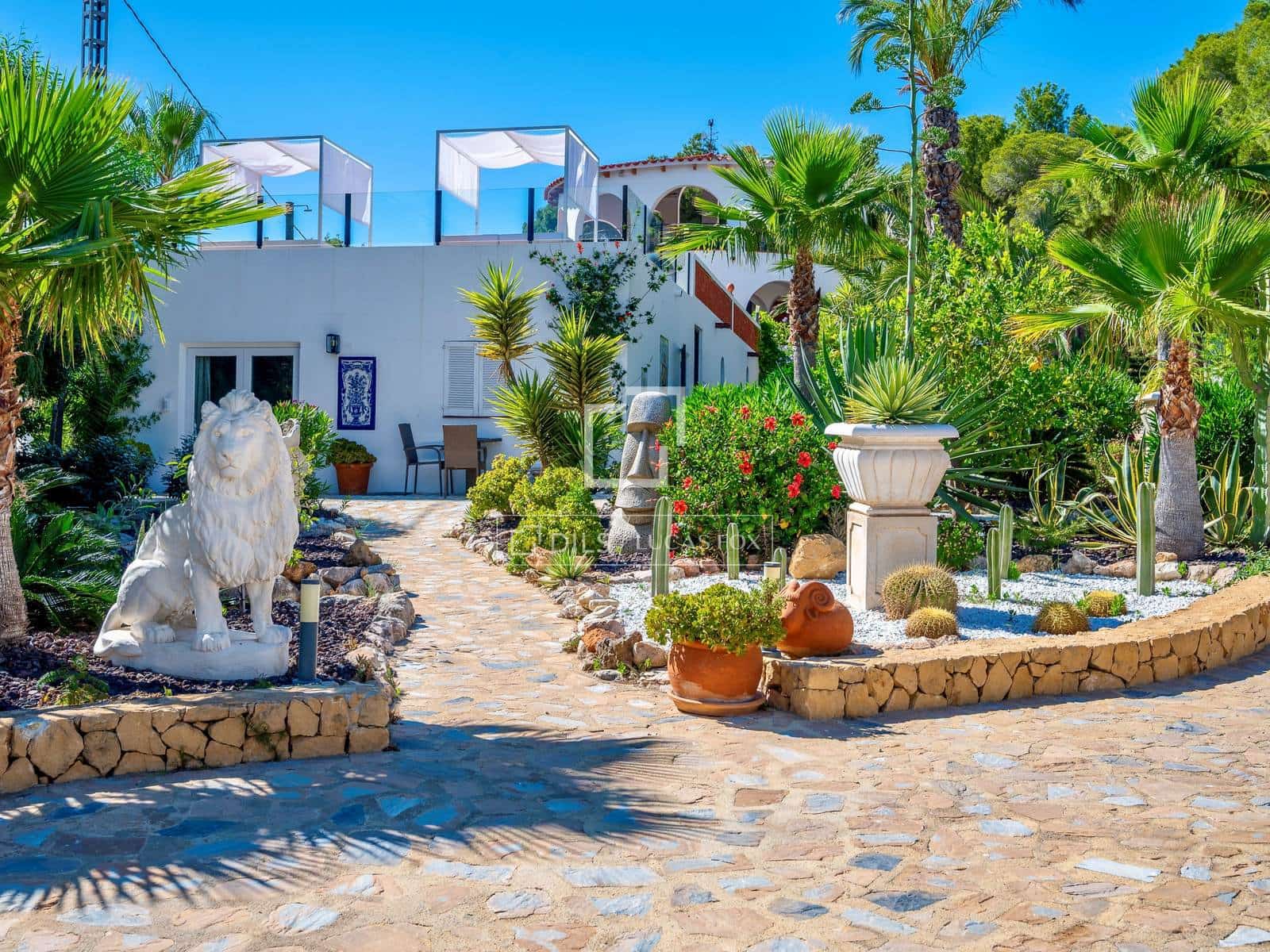5 quarto Moradia para venda em Altea la Vella com piscina garagem - 1 800 000 € (Ref: 9880290)