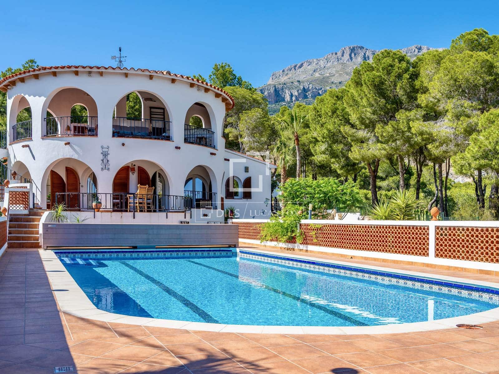 5 quarto Moradia para venda em Altea la Vella com piscina garagem - 1 800 000 € (Ref: 9880290)