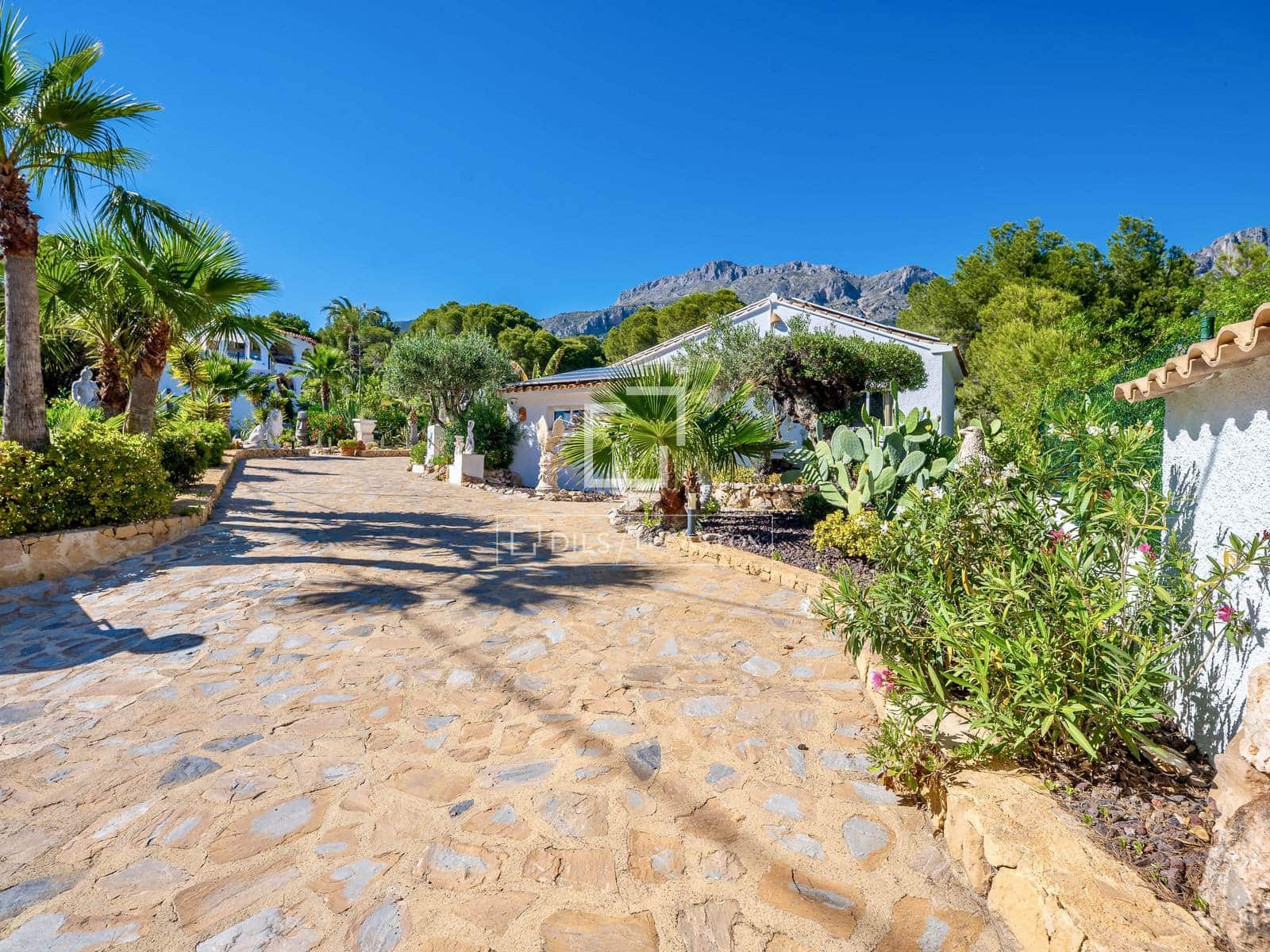 5 quarto Moradia para venda em Altea la Vella com piscina garagem - 1 800 000 € (Ref: 9880290)