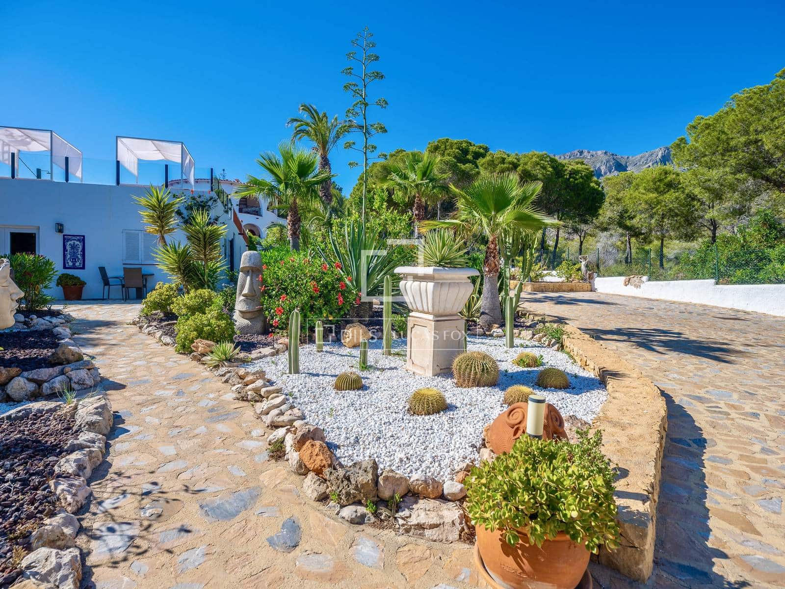 5 quarto Moradia para venda em Altea la Vella com piscina garagem - 1 800 000 € (Ref: 9880290)