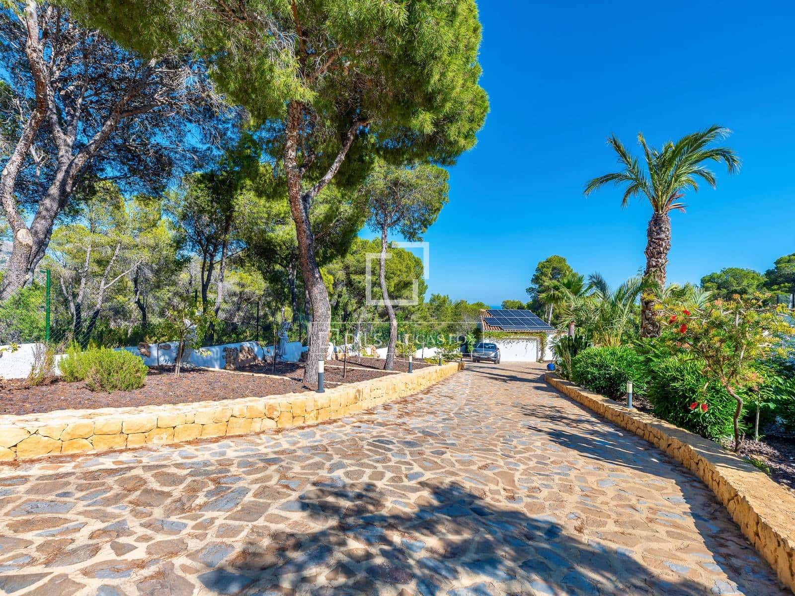 5 quarto Moradia para venda em Altea la Vella com piscina garagem - 1 800 000 € (Ref: 9880290)