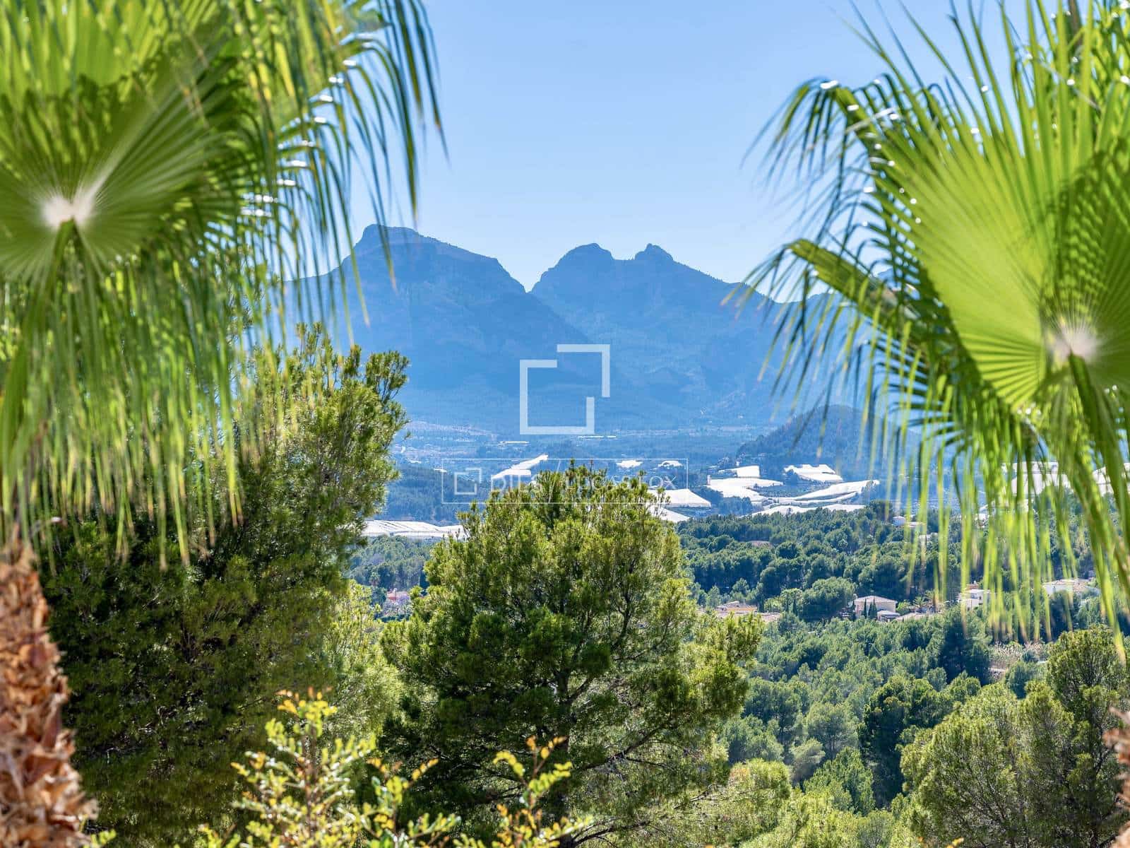 5 quarto Moradia para venda em Altea la Vella com piscina garagem - 1 800 000 € (Ref: 9880290)