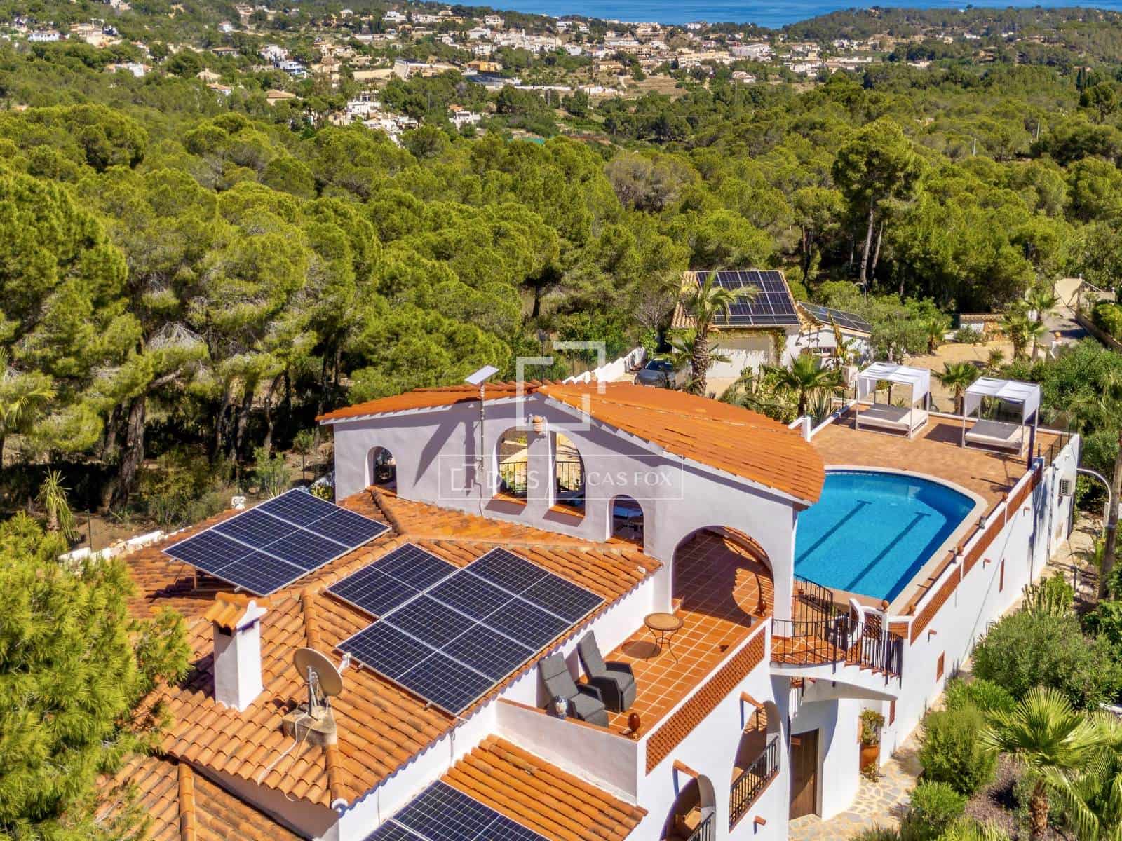 4 bedroom Villa for sale in Altea la Vella with pool garage - € 1,800,000 (Ref: 9880290)