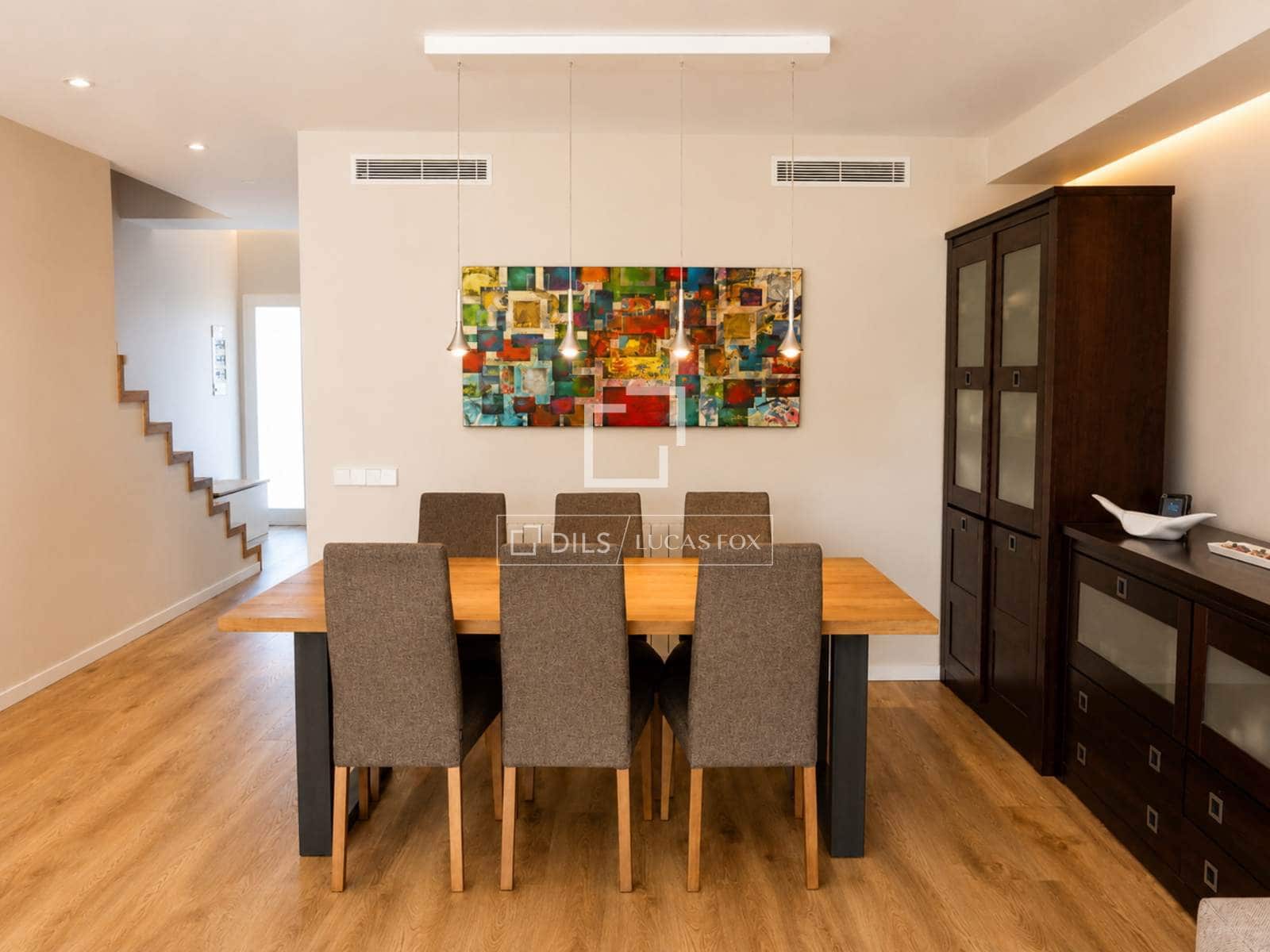 4 soverom Villa til leie i Gava med svømmebasseng garasje - € 6 200 (Ref: 9880291)
