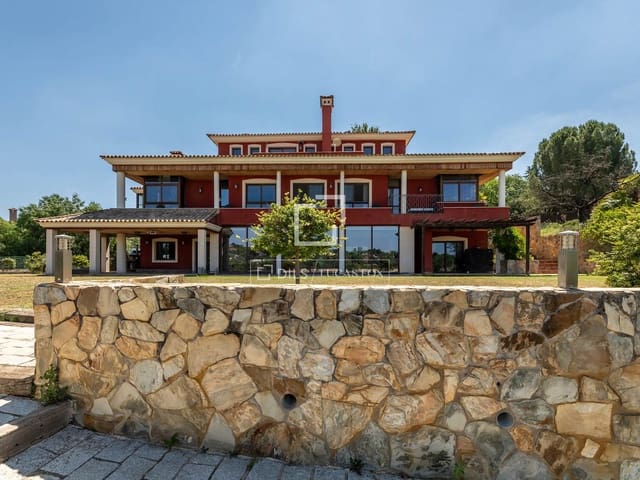 6 soverom Villa til salgs i Las Rozas de Madrid med svømmebasseng garasje - € 3 400 000 (Ref: 9880292)