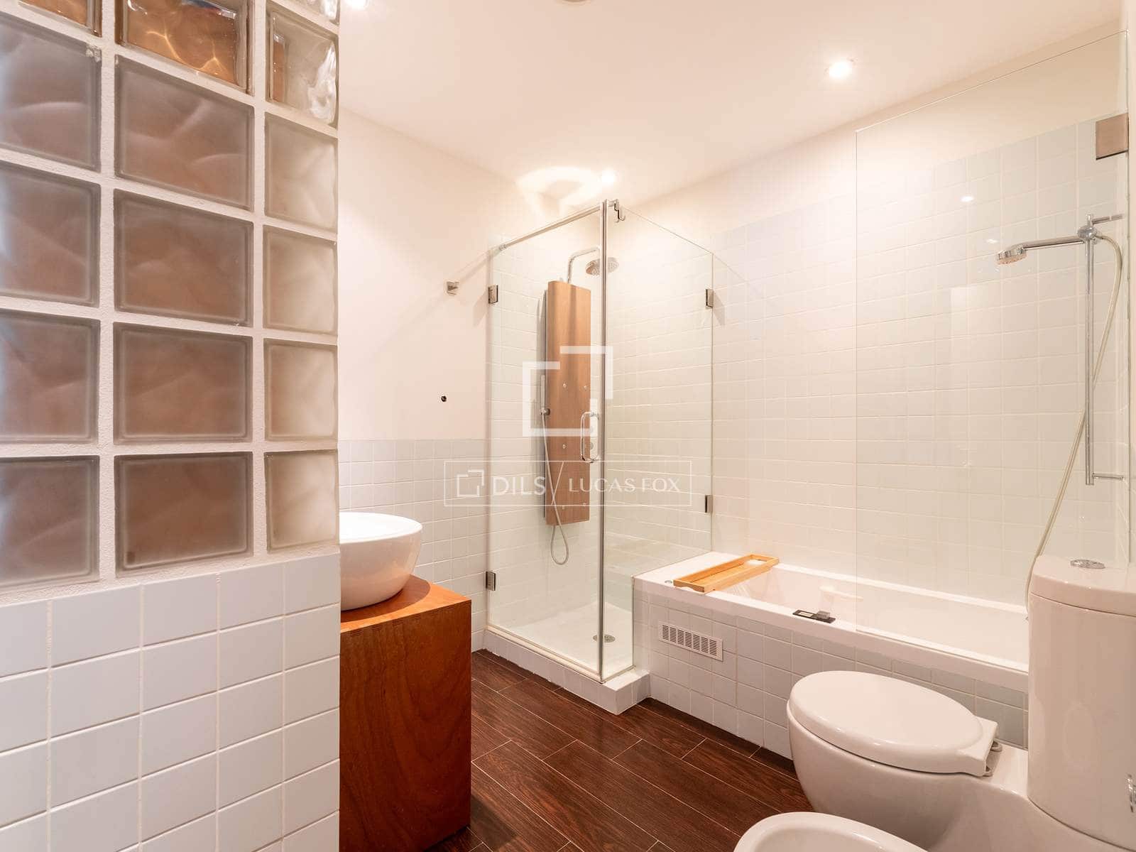 6 soverom Villa til salgs i Las Rozas de Madrid med svømmebasseng garasje - € 3 400 000 (Ref: 9880292)