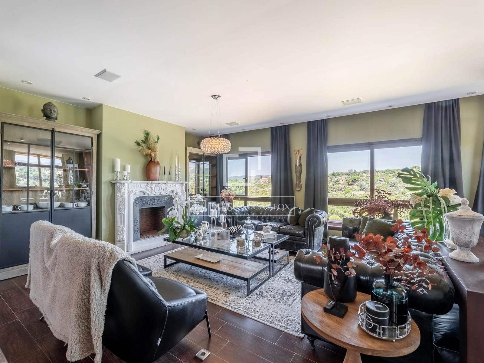 6 soverom Villa til salgs i Las Rozas de Madrid med svømmebasseng garasje - € 3 400 000 (Ref: 9880292)