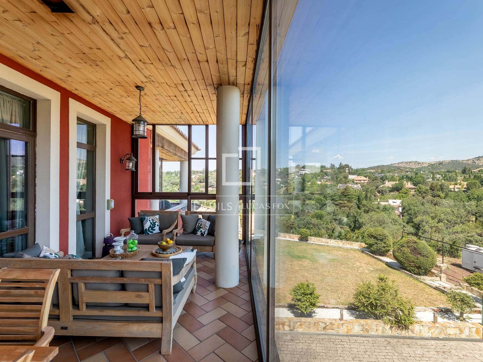 6 soverom Villa til salgs i Las Rozas de Madrid med svømmebasseng garasje - € 3 400 000 (Ref: 9880292)