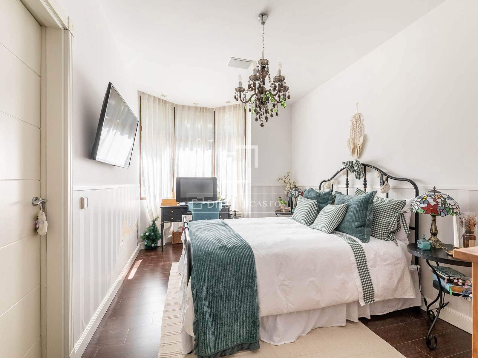 6 soverom Villa til salgs i Las Rozas de Madrid med svømmebasseng garasje - € 3 400 000 (Ref: 9880292)