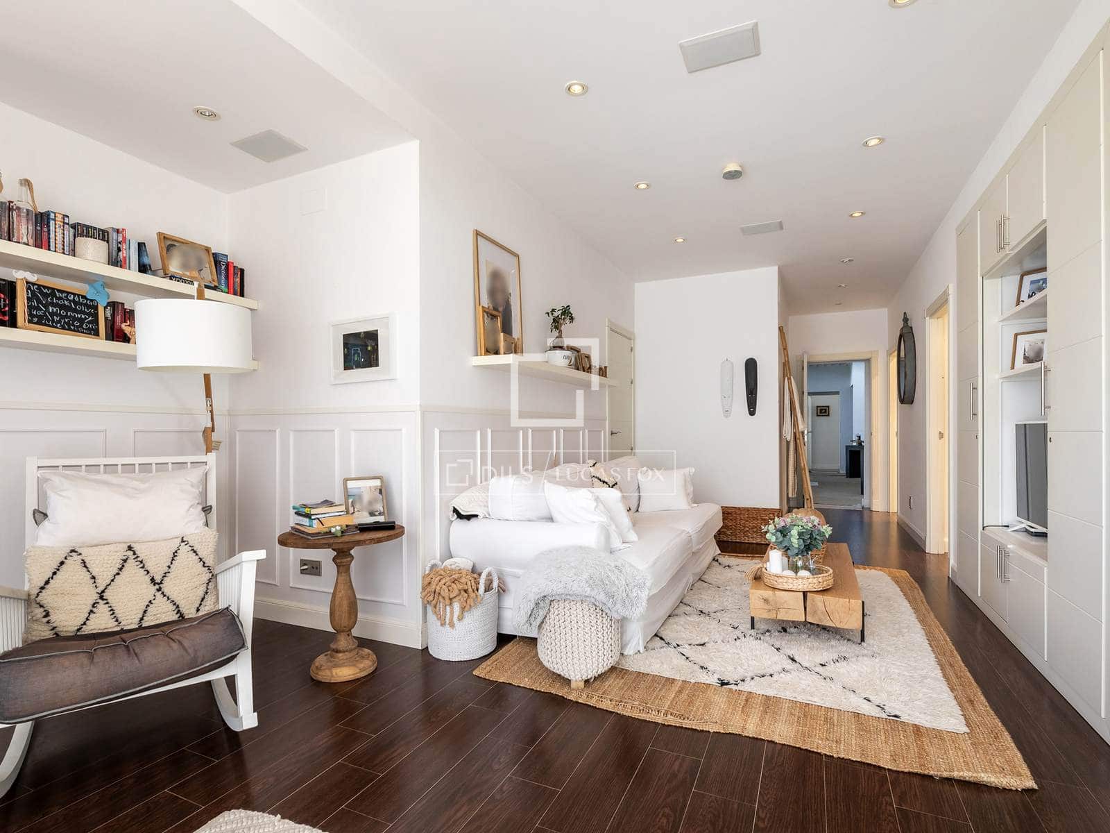 6 soverom Villa til salgs i Las Rozas de Madrid med svømmebasseng garasje - € 3 400 000 (Ref: 9880292)