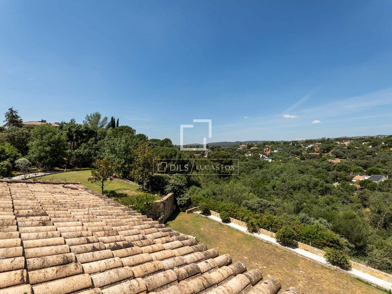 6 soverom Villa til salgs i Las Rozas de Madrid med svømmebasseng garasje - € 3 400 000 (Ref: 9880292)