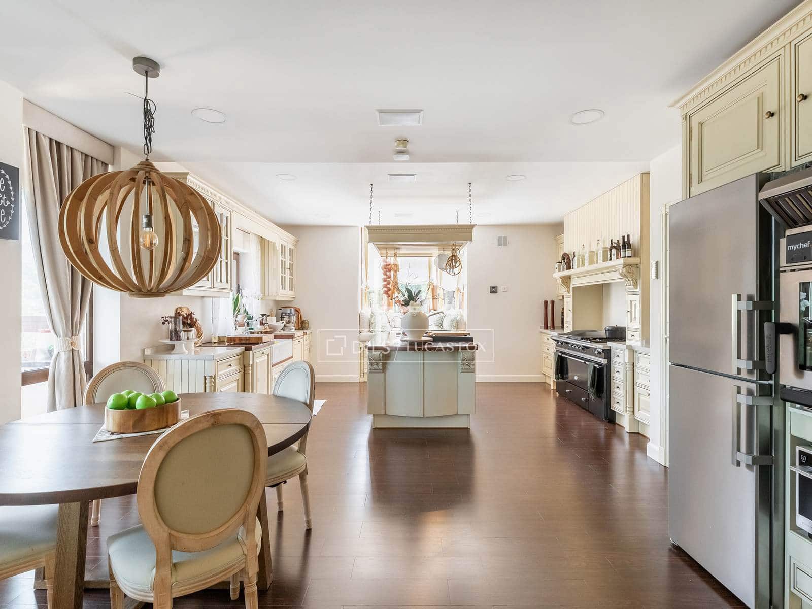 6 soverom Villa til salgs i Las Rozas de Madrid med svømmebasseng garasje - € 3 400 000 (Ref: 9880292)