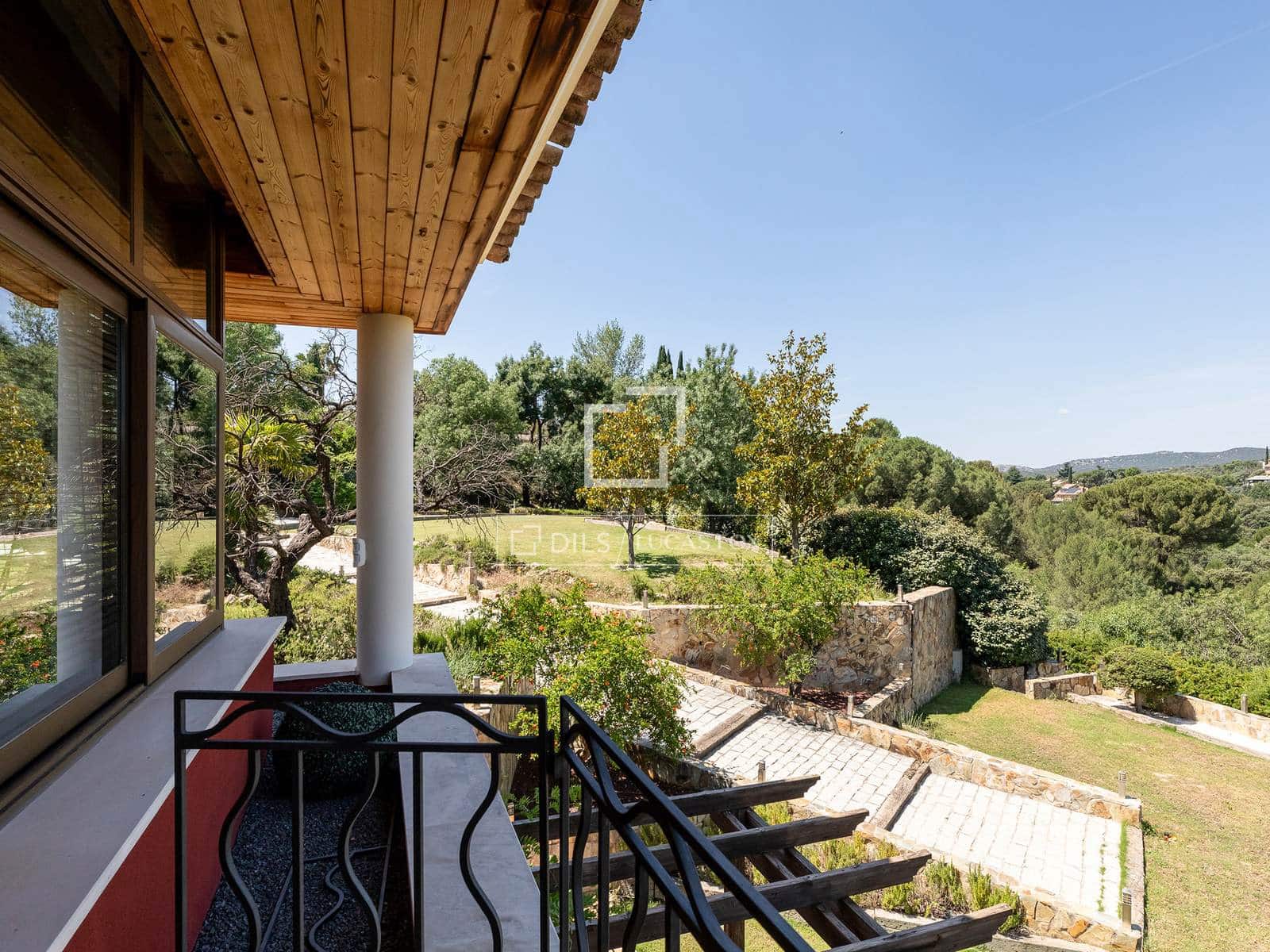 6 soverom Villa til salgs i Las Rozas de Madrid med svømmebasseng garasje - € 3 400 000 (Ref: 9880292)