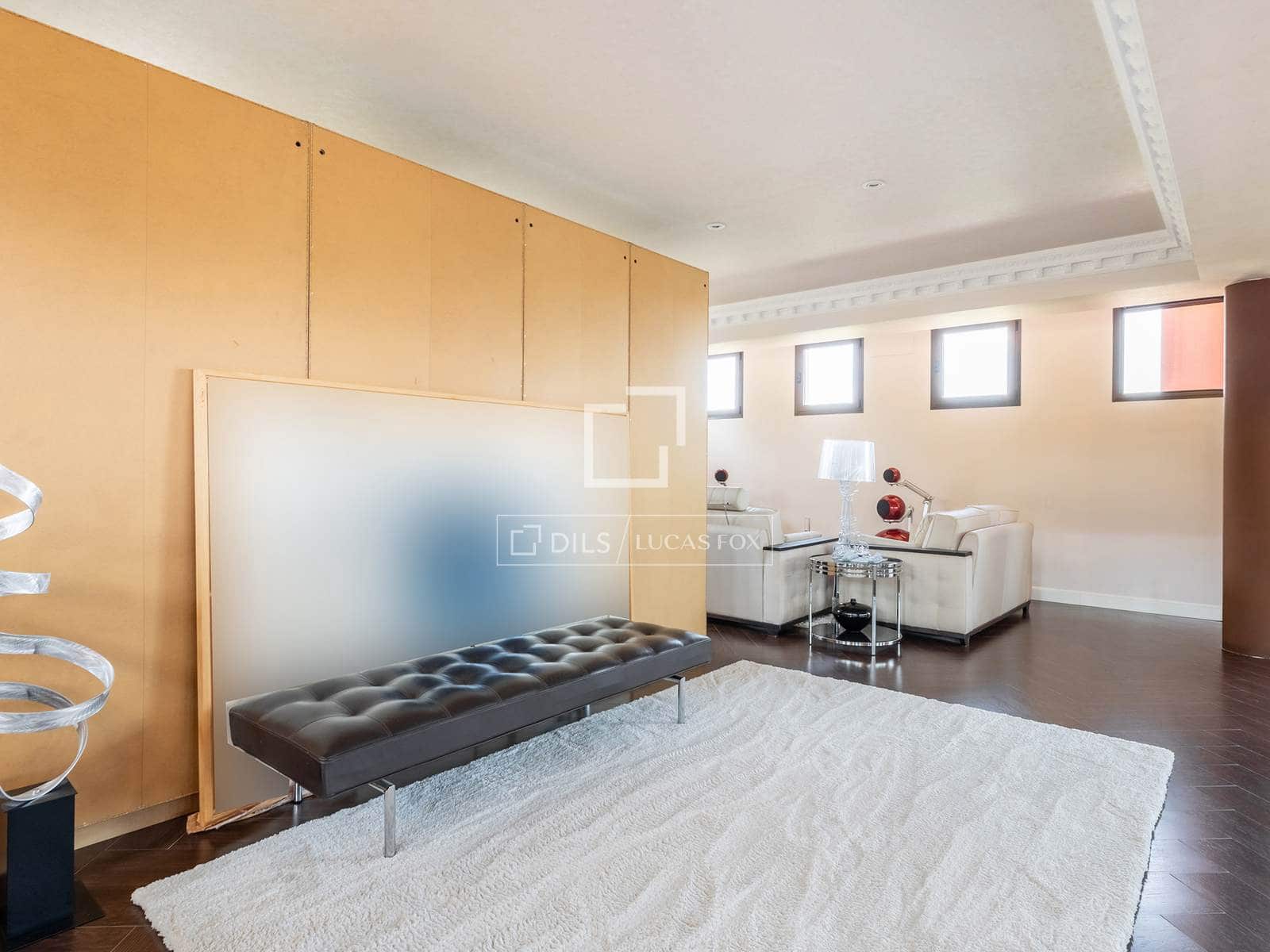 6 soverom Villa til salgs i Las Rozas de Madrid med svømmebasseng garasje - € 3 400 000 (Ref: 9880292)