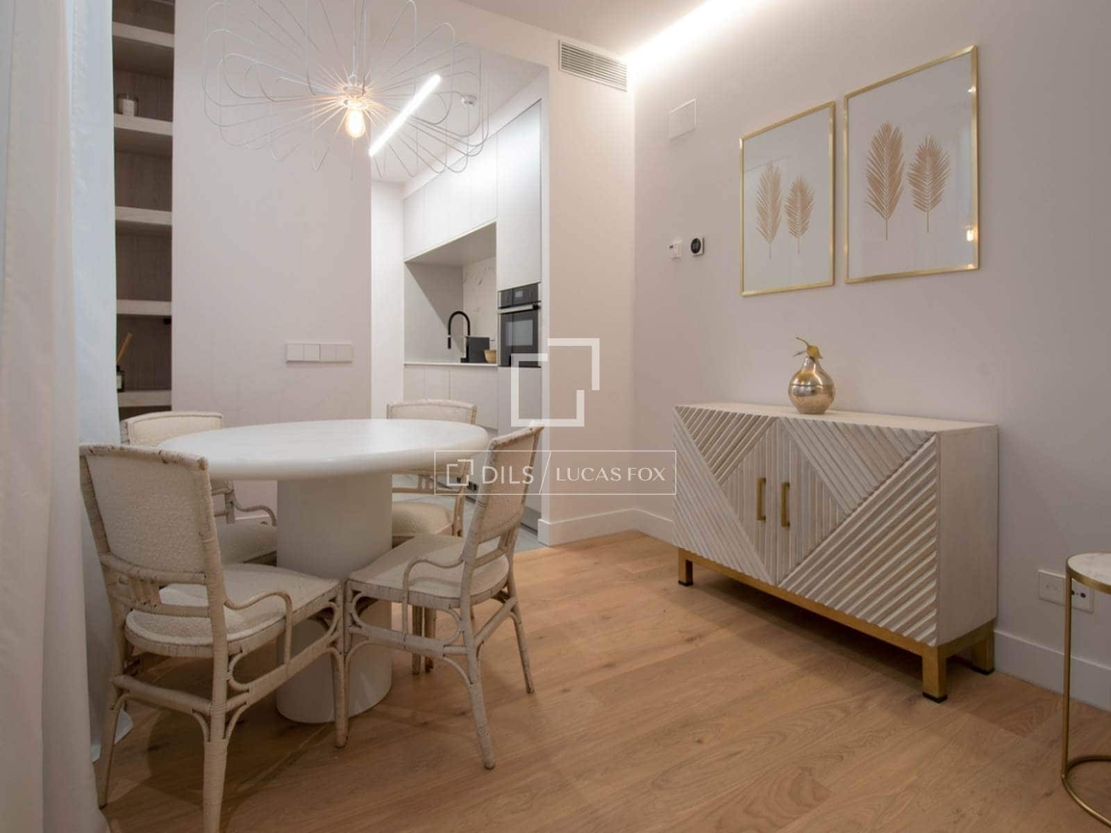 2 soveværelse Lejlighed til leje i Madrid by med swimmingpool - € 3.300 (Ref: 9880293)