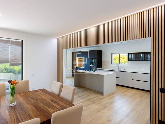 6 soveværelse Villa til salg i Alella med swimmingpool garage - € 1.750.000 (Ref: 9882186)