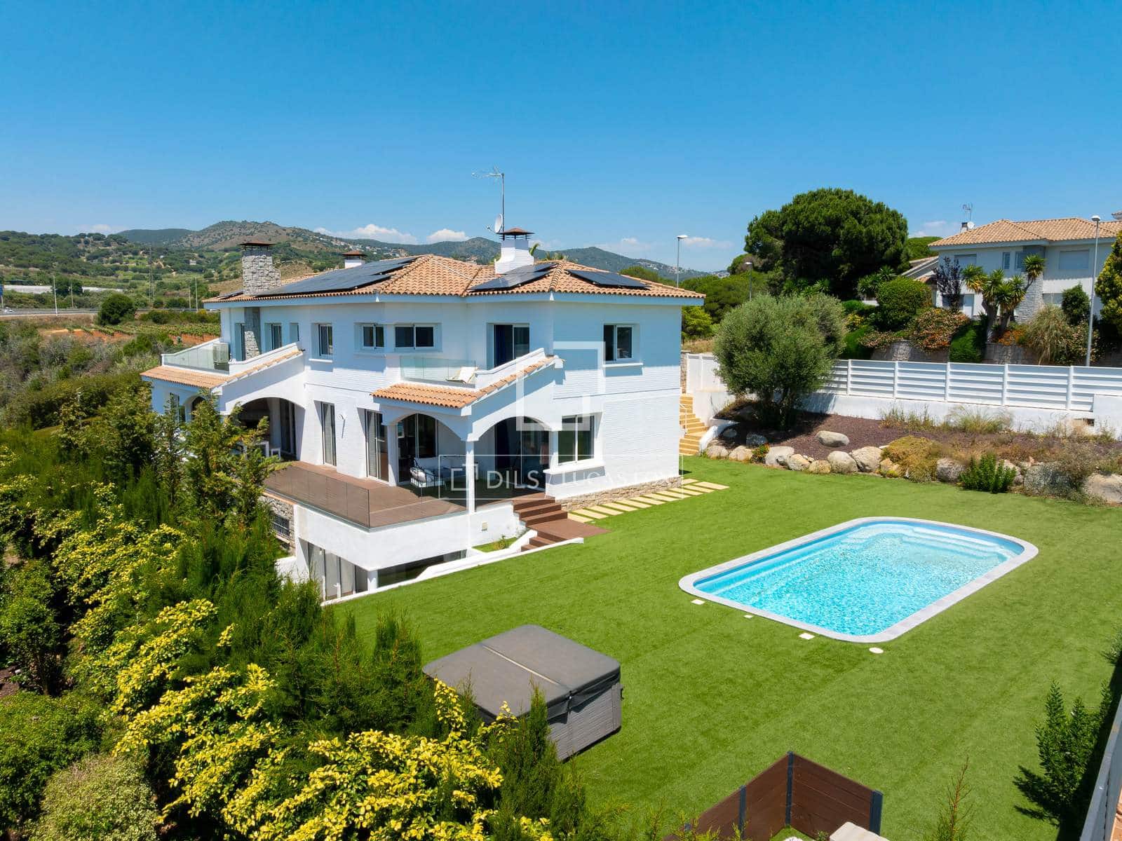 6 soveværelse Villa til salg i Alella med swimmingpool garage - € 1.750.000 (Ref: 9882186)