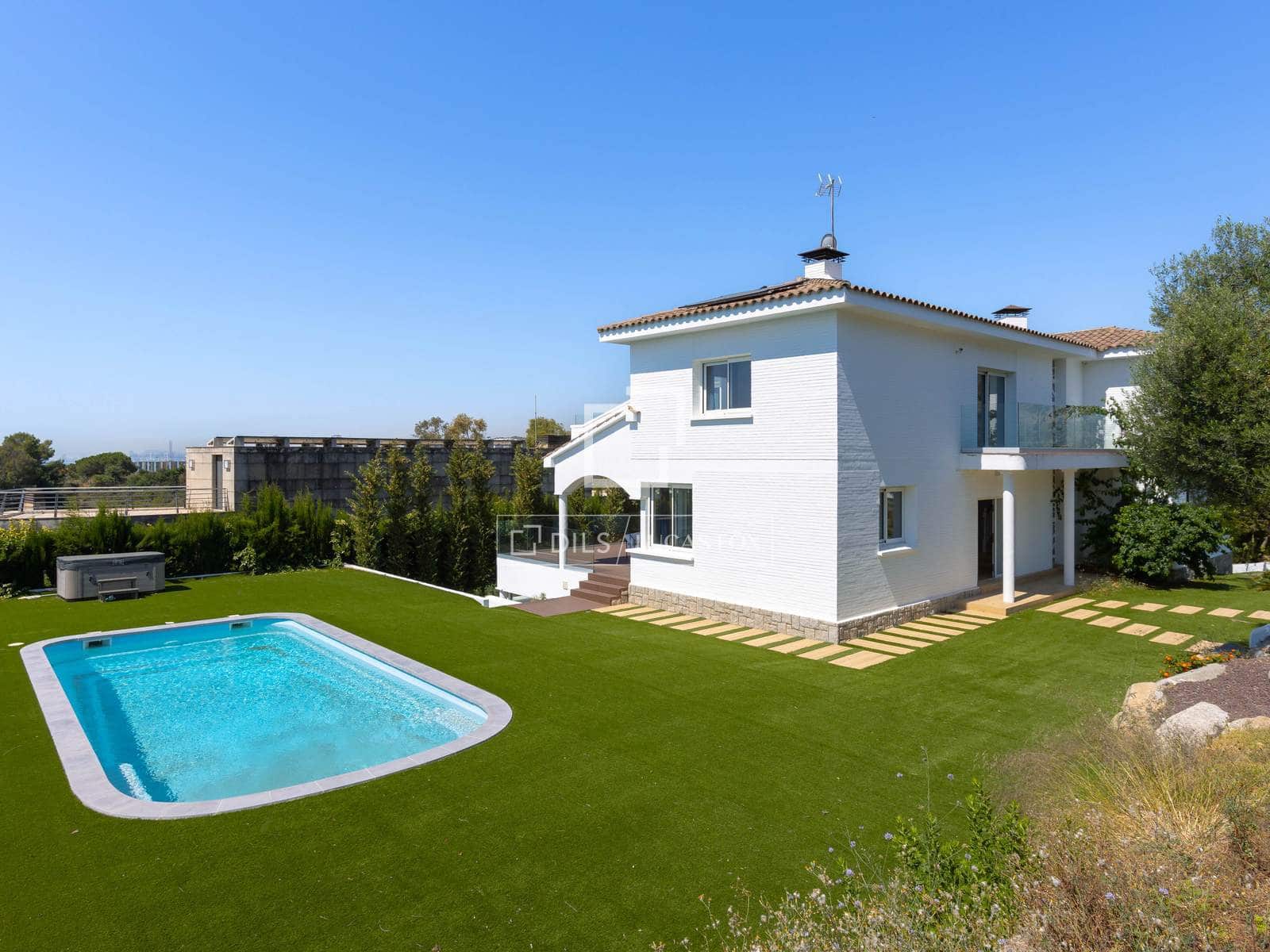 6 soveværelse Villa til salg i Alella med swimmingpool garage - € 1.750.000 (Ref: 9882186)