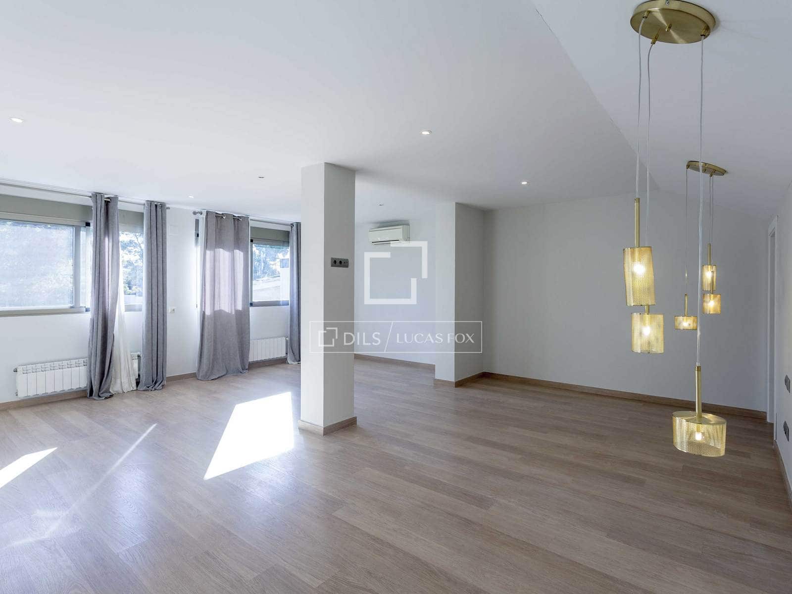 3 sypialnia Willa do wynajęcia w L'Eliana z basenem garażem - 3 500 € (Ref: 9882578)