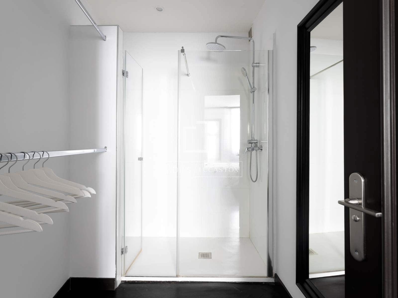 2 bedroom Apartment for rent in Madrid city - € 2,300 (Ref: 9882579)