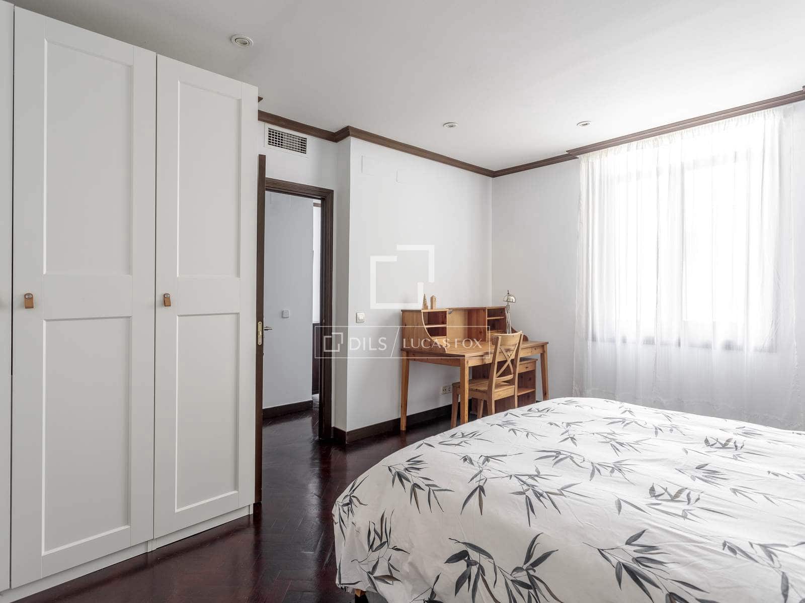 2 bedroom Apartment for rent in Madrid city - € 2,300 (Ref: 9882579)