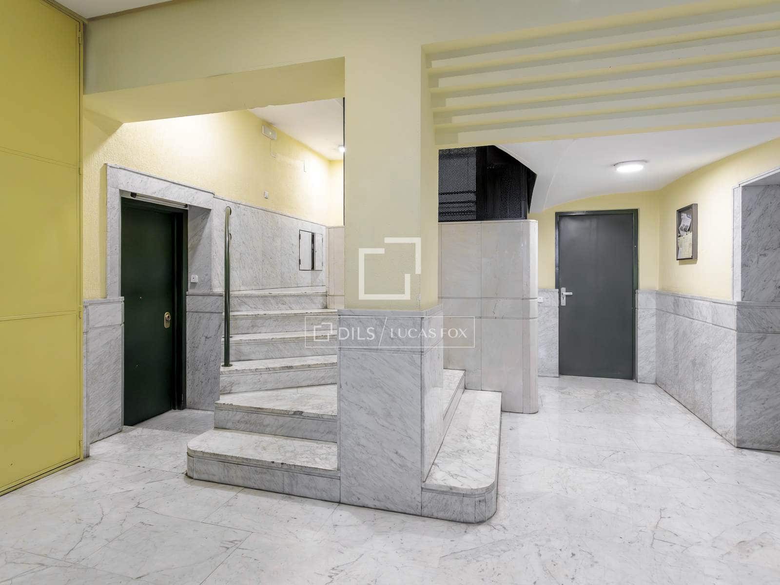 2 bedroom Apartment for rent in Madrid city - € 2,300 (Ref: 9882579)